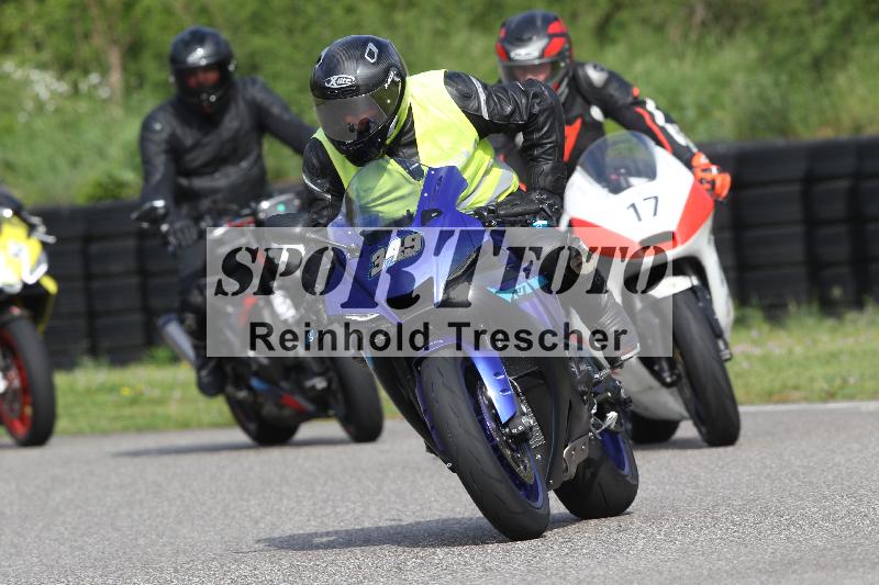 Archiv-2025/10 23.04.2025 Cornu Master School ADR/gruen-vert/349